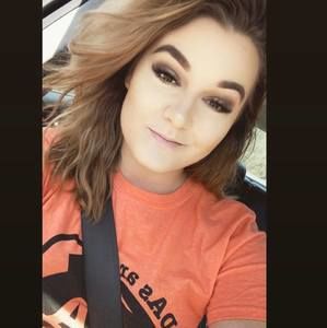 Meet your Posher, Janessa